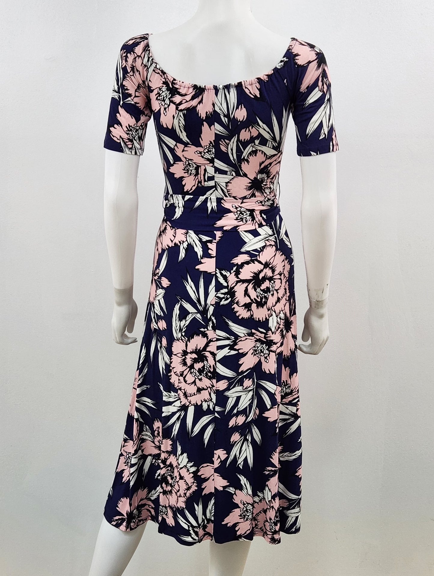 Floral Midi Dress Size Small