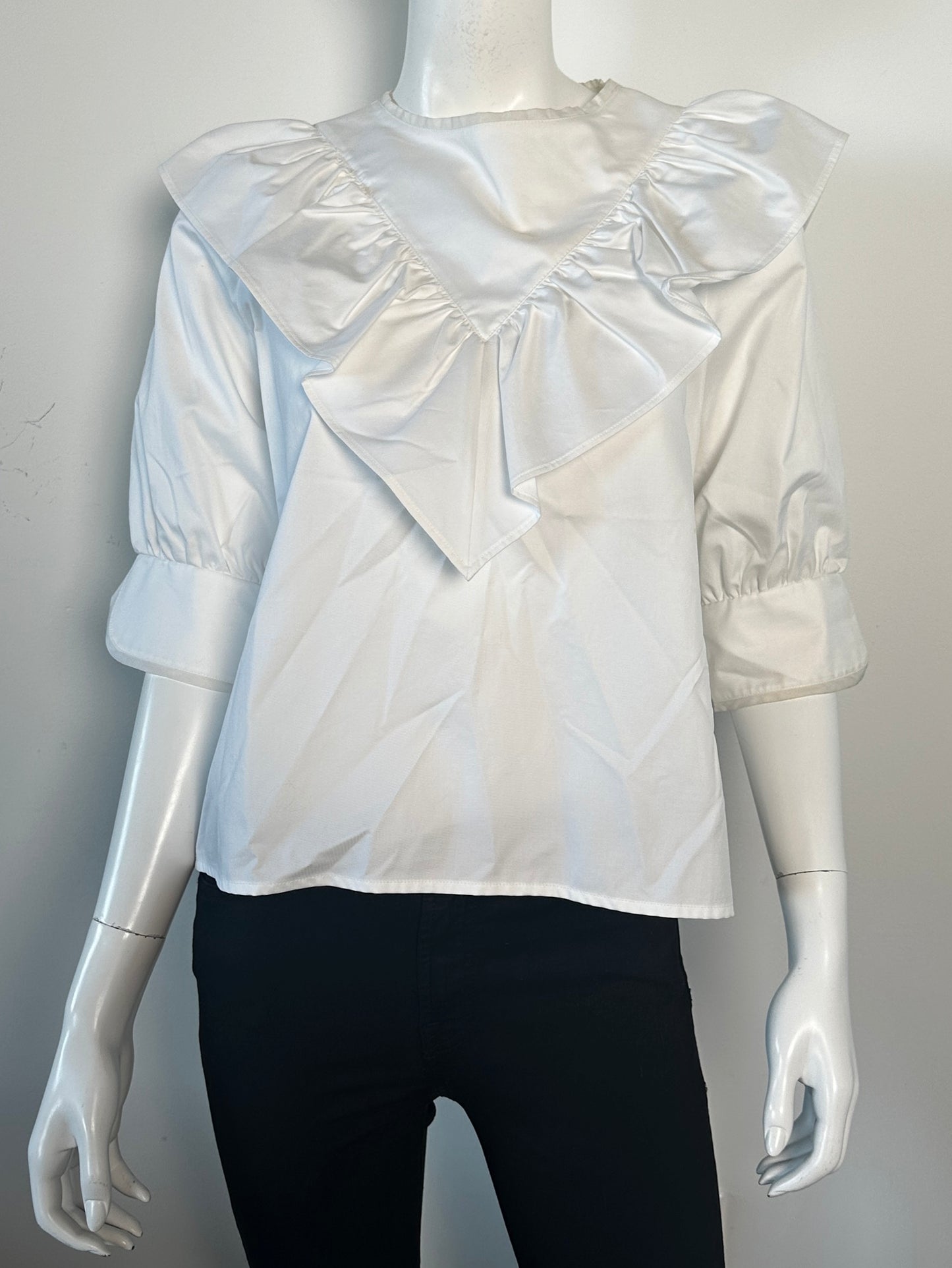 Dimanche Ruffle Front Blouse Size Medium