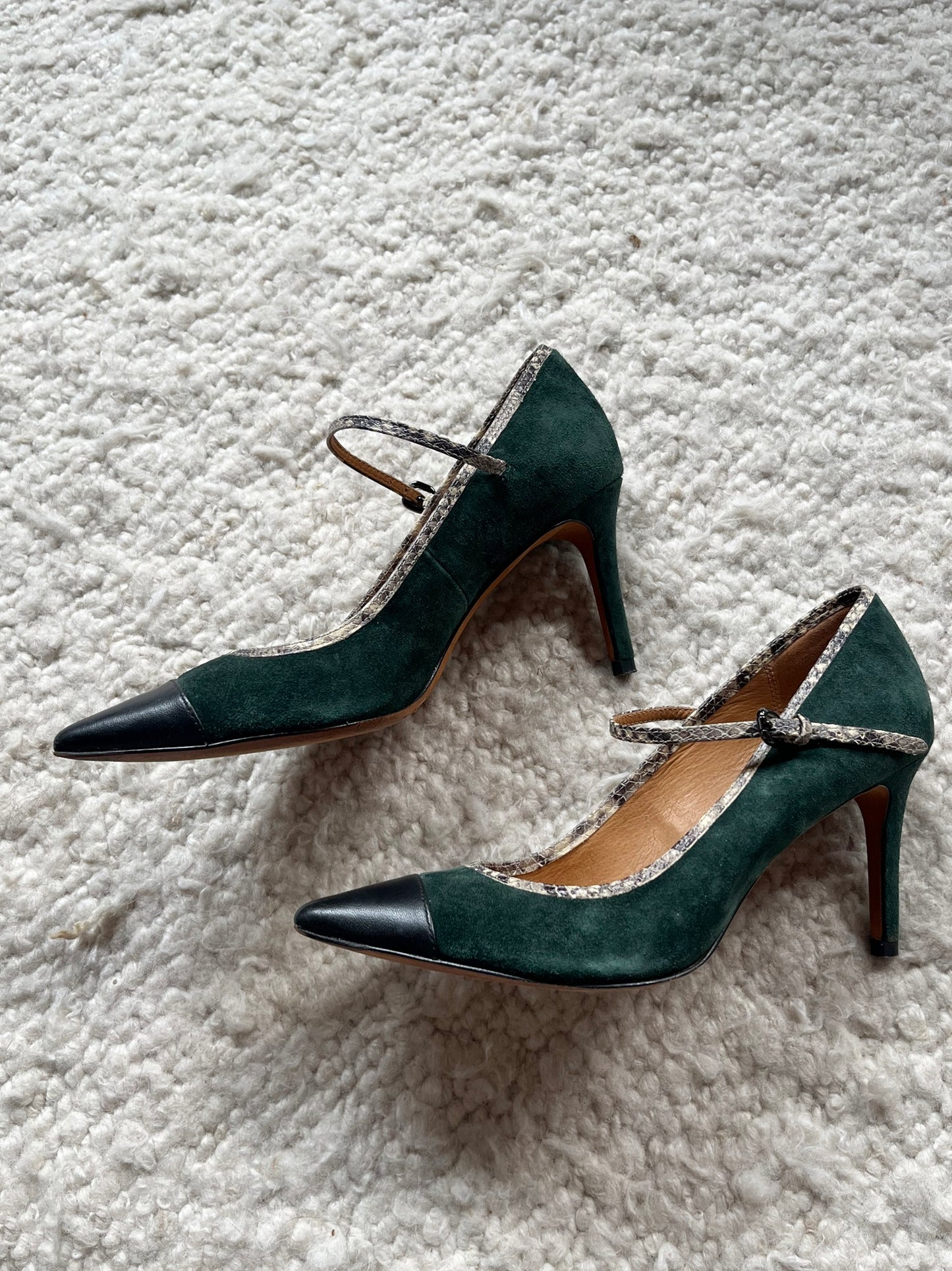 Suede Mary Jane Pumps Size 6.5