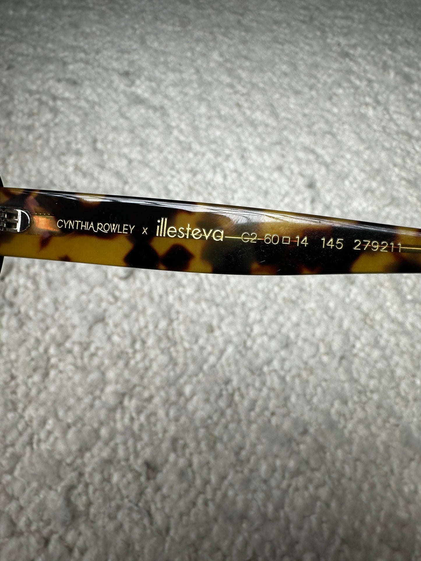 Tortoise Shell Aviator Sunglasses