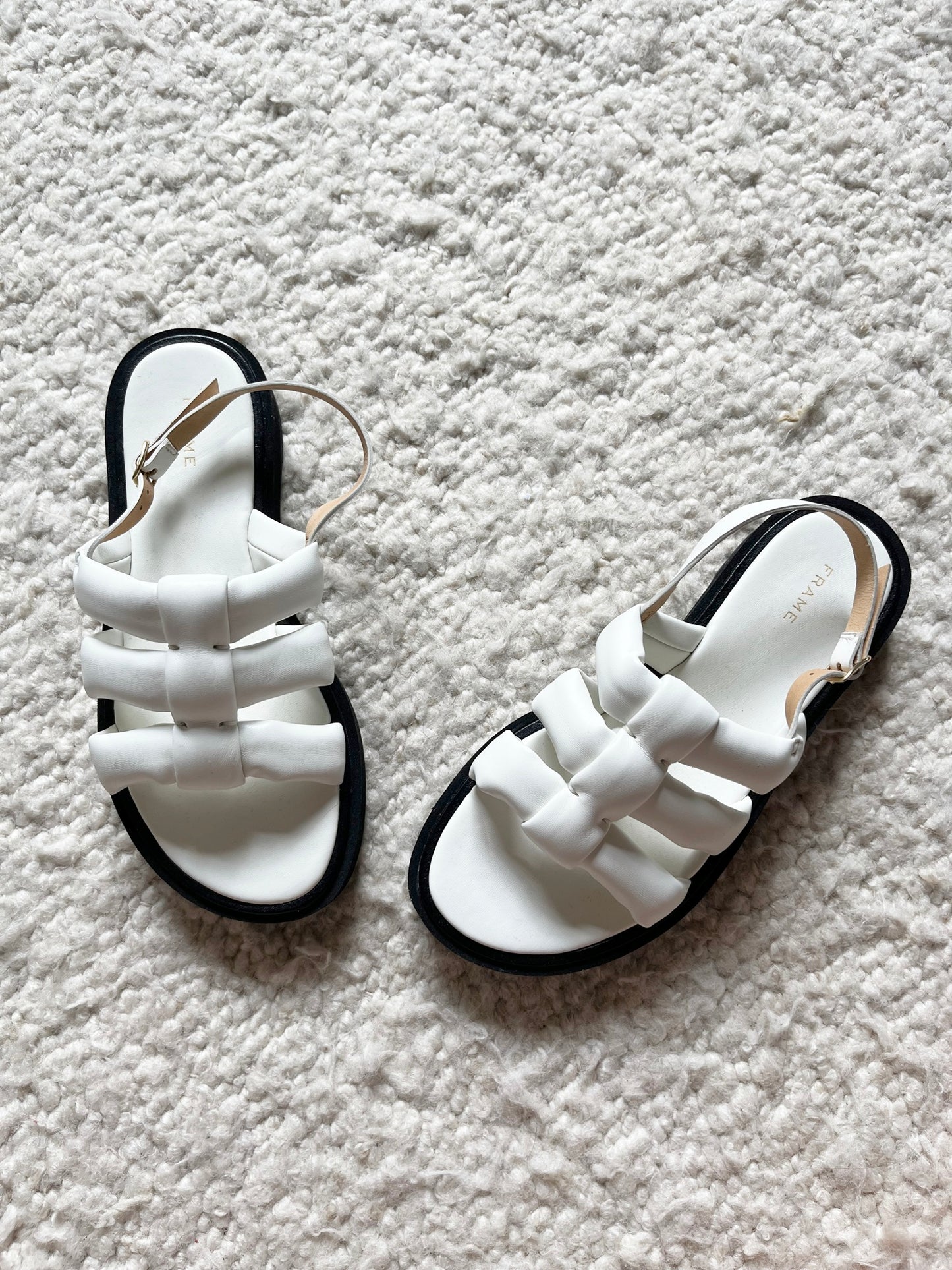 Le Weston Sandals Size 37.5 NWOB