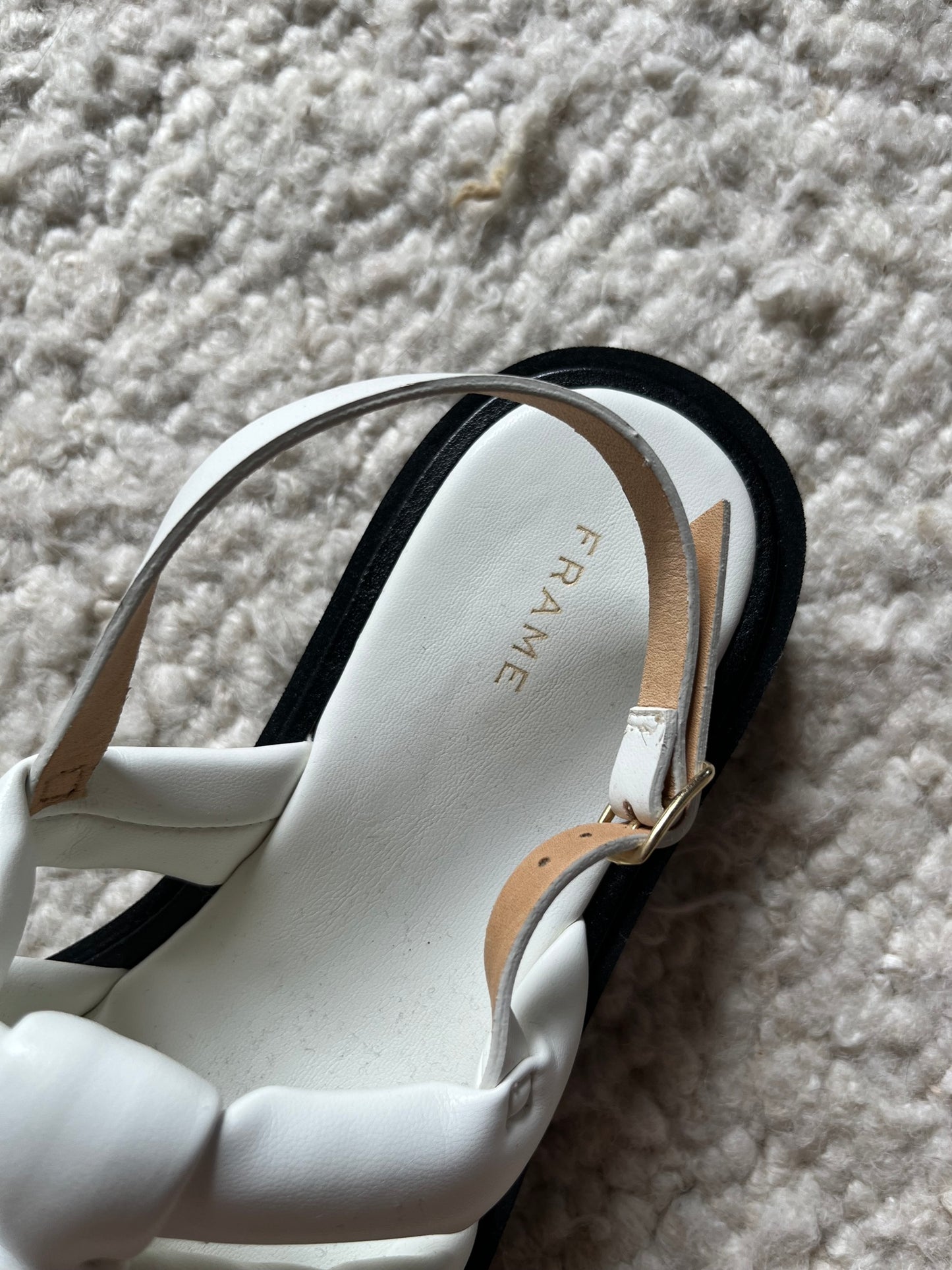 Le Weston Sandals Size 37.5 NWOB