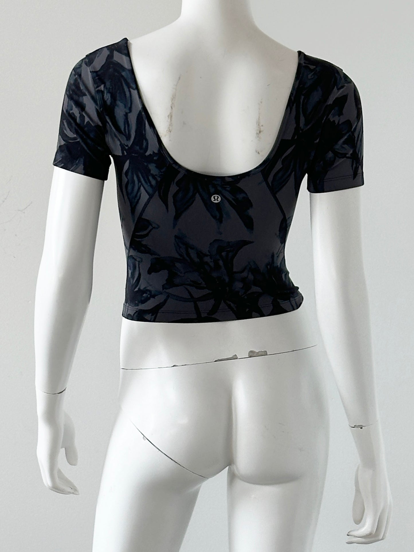 Crop Tee Size 4