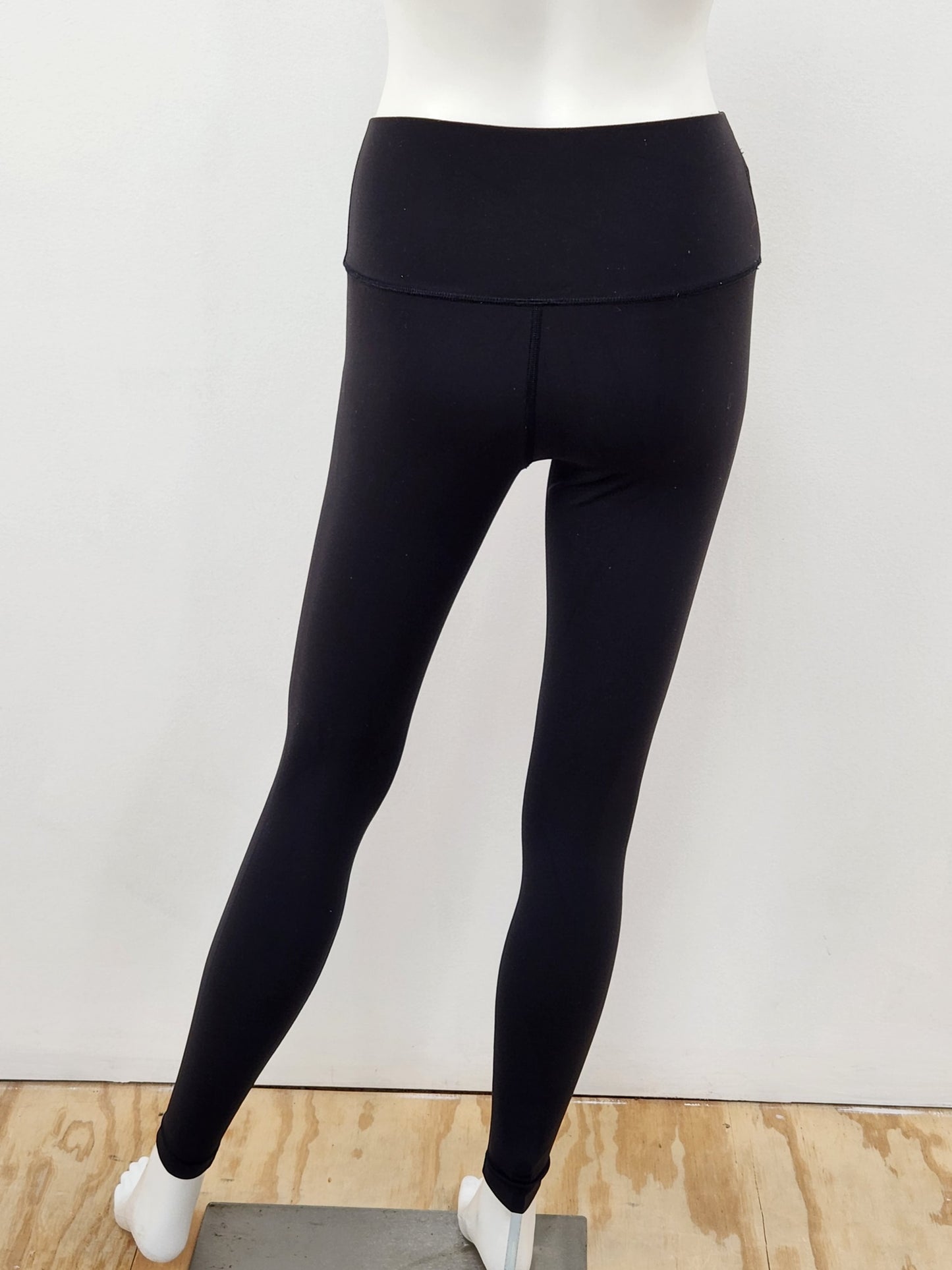 Mid Rise Leggings Size 4