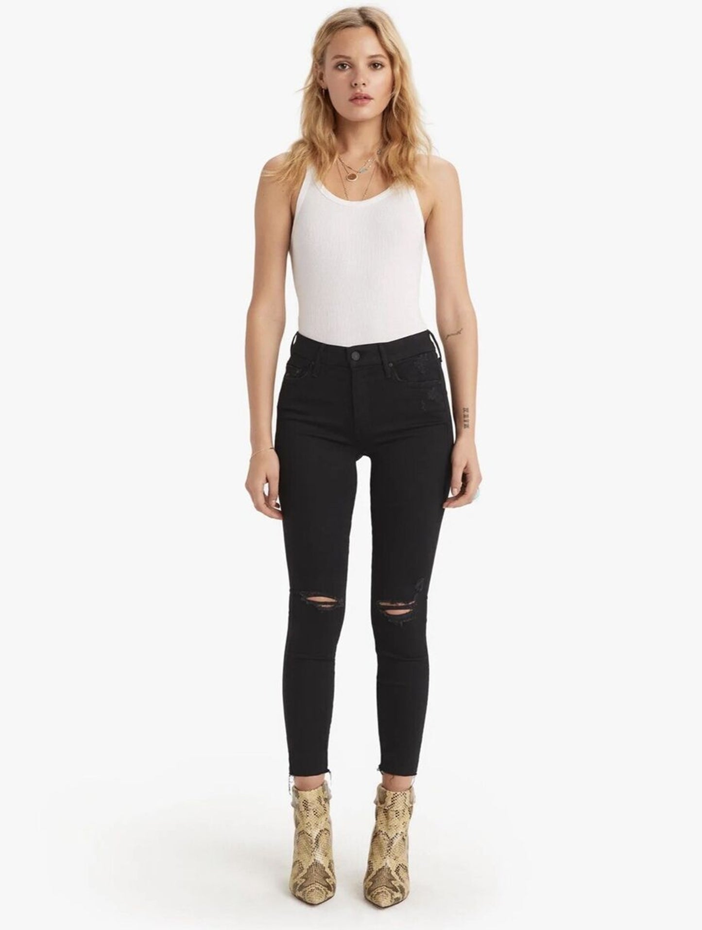 Looker Ankle Fray Jeans Size 28