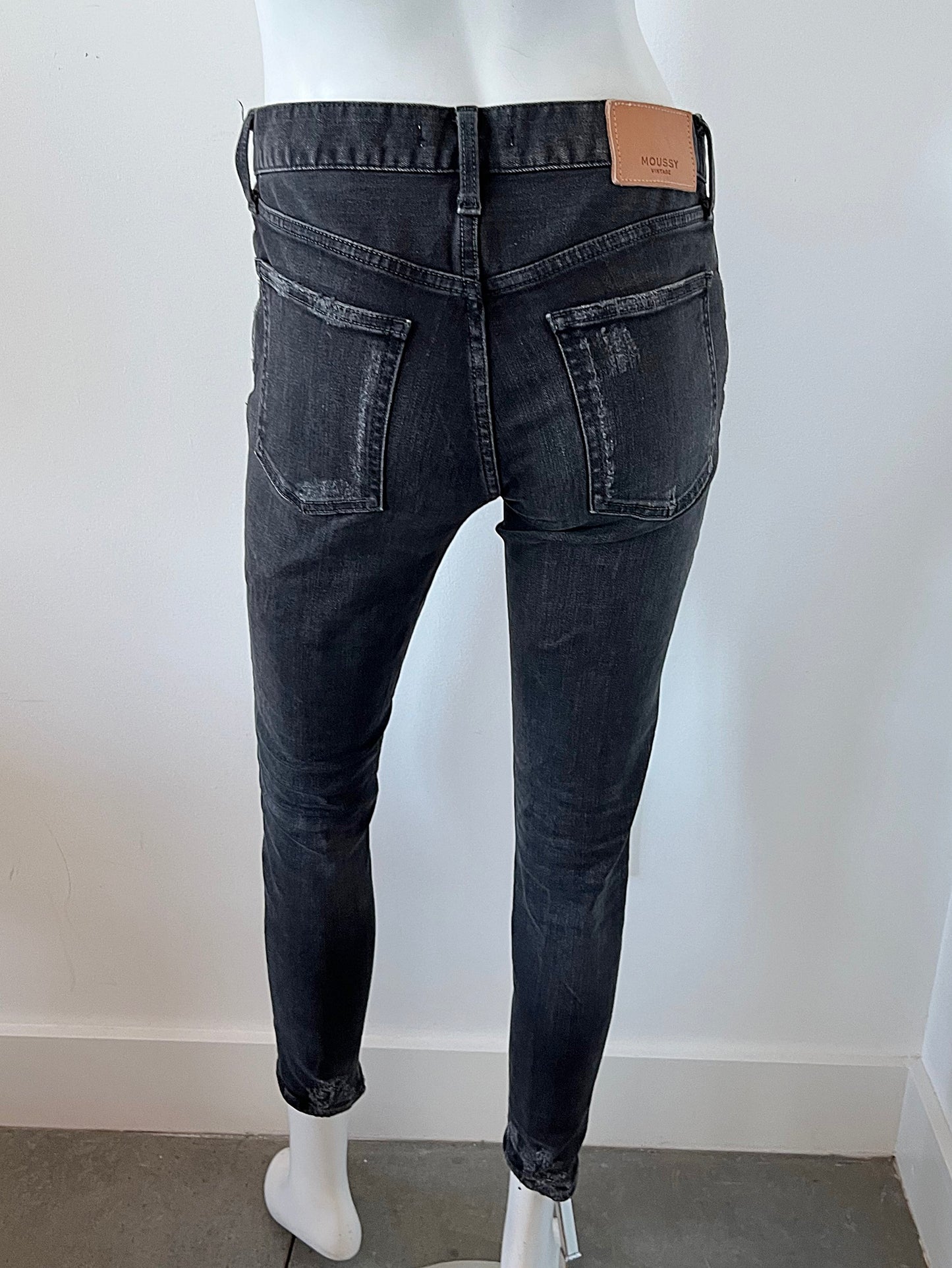 Mid Rise Skinny Jeans Size 26