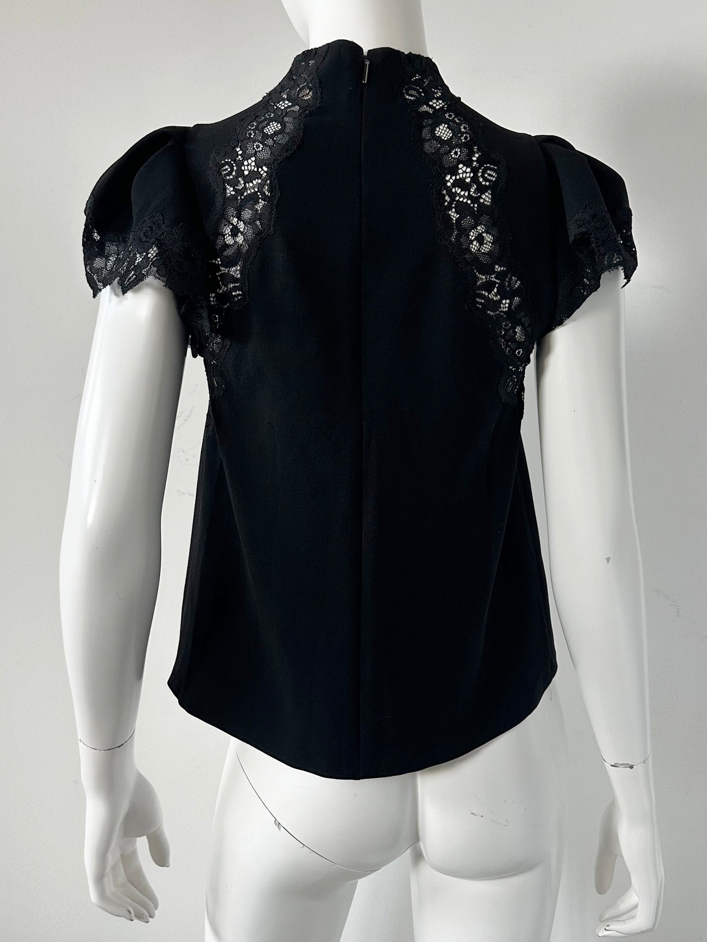 Crepe Short Sleeve Lace Blouse Size 0