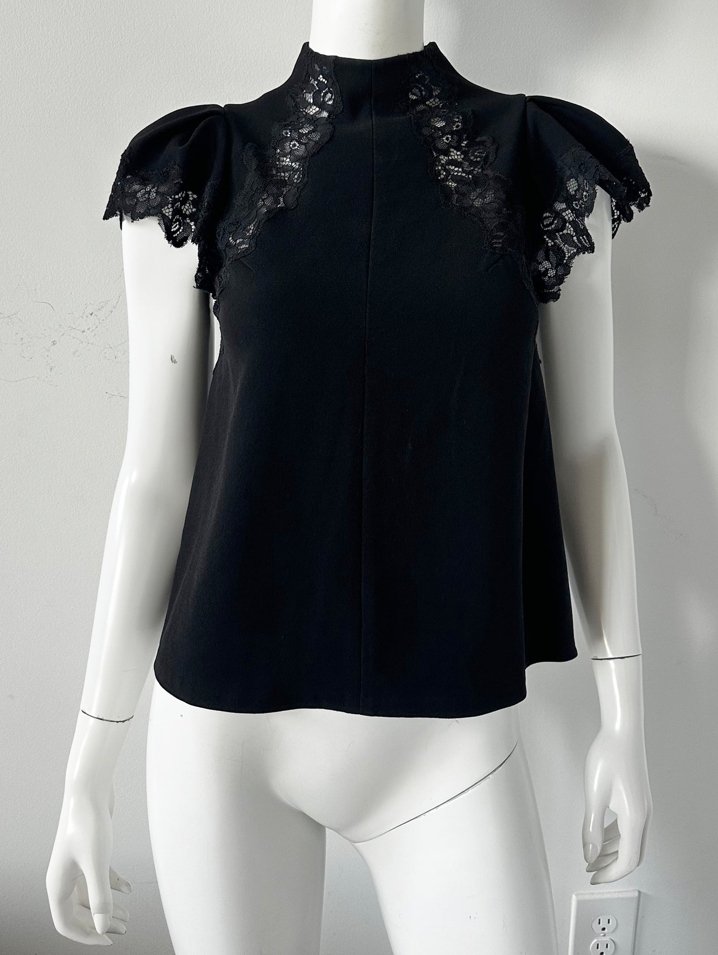 Crepe Short Sleeve Lace Blouse Size 0