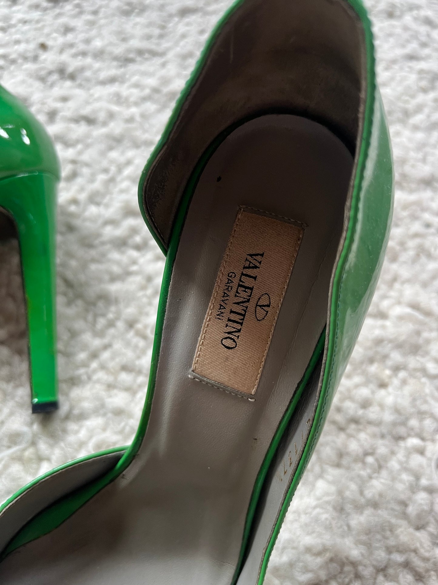 D'Orsay Patent Leather Bow Heels Size 37.5
