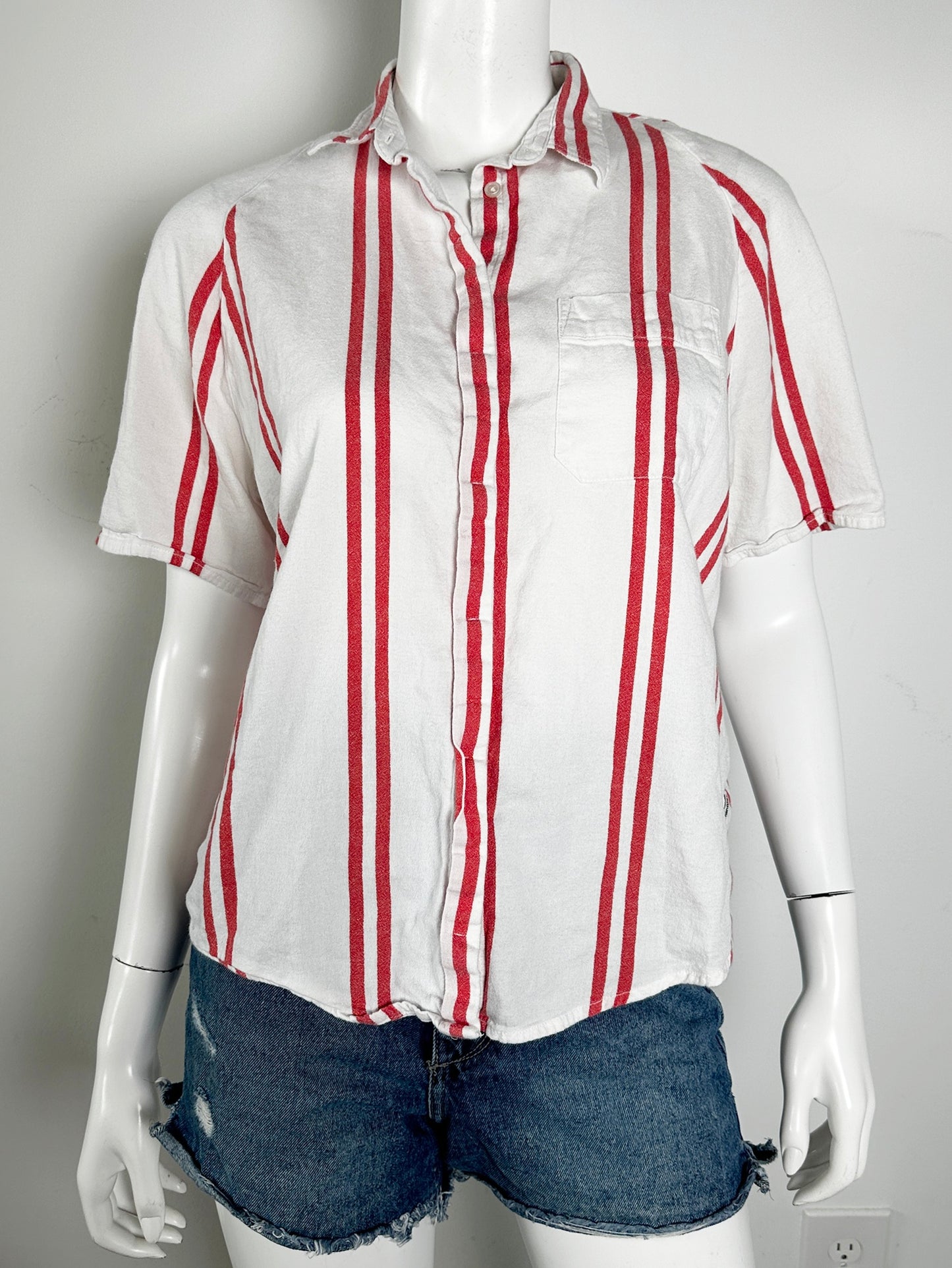 Raglan Short Sleeve Shirt Size Small