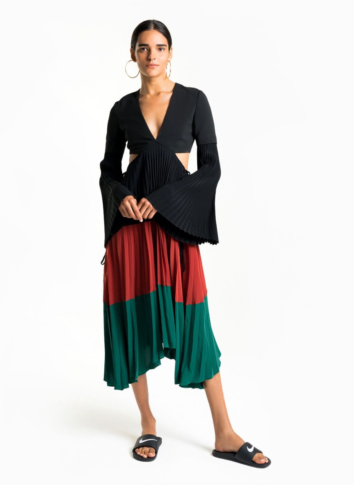 Rio Cutout Pleated Dress Size 4