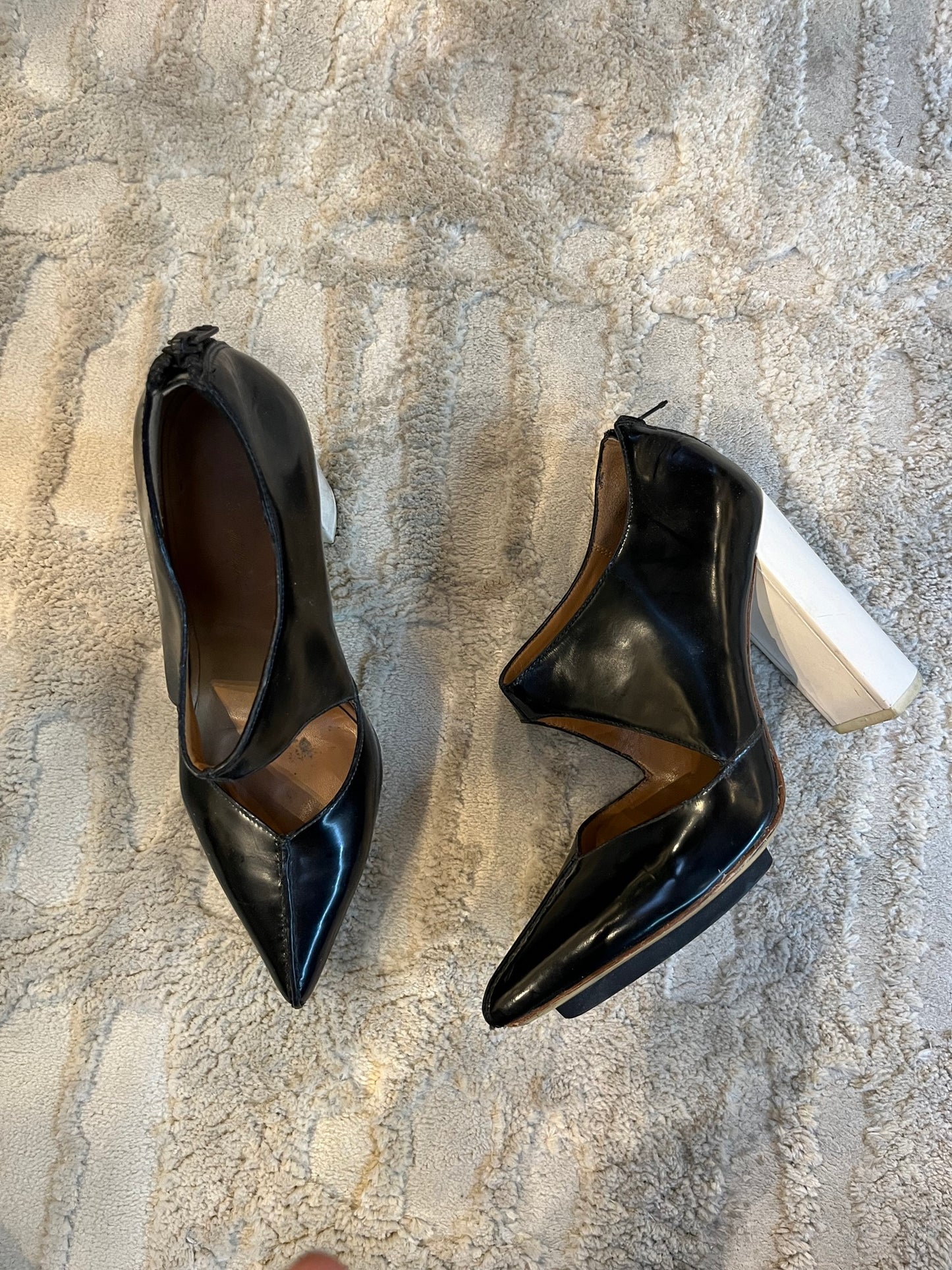 Kadie Cut Out Booties Size 37.5