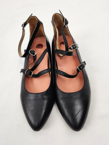 Leather Mary Janes Size 38