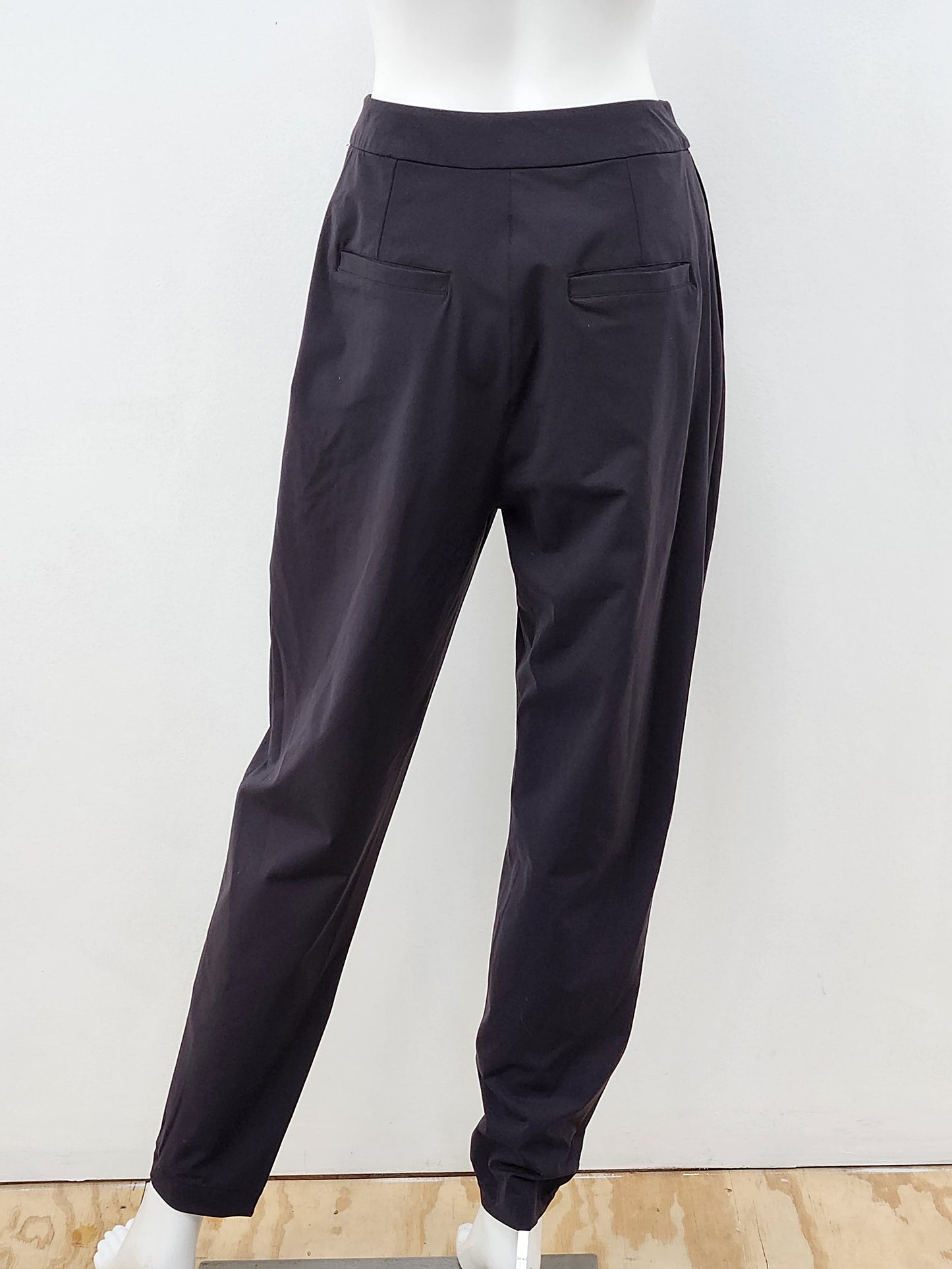 Pleated Trousers Size XS