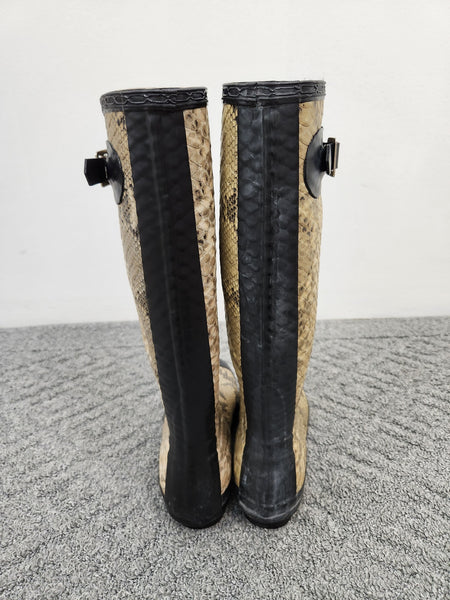 Carnaby Snake Rain Boots Size 7