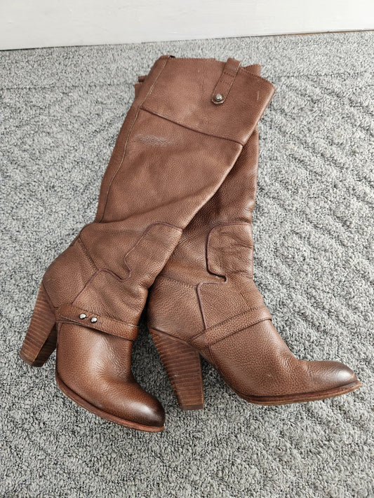 Block Heeled Boots Size 7