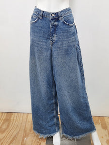 Old West Slouchy Jeans Size 28 NWT