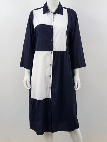 Button Front Dress Size 46/Medium