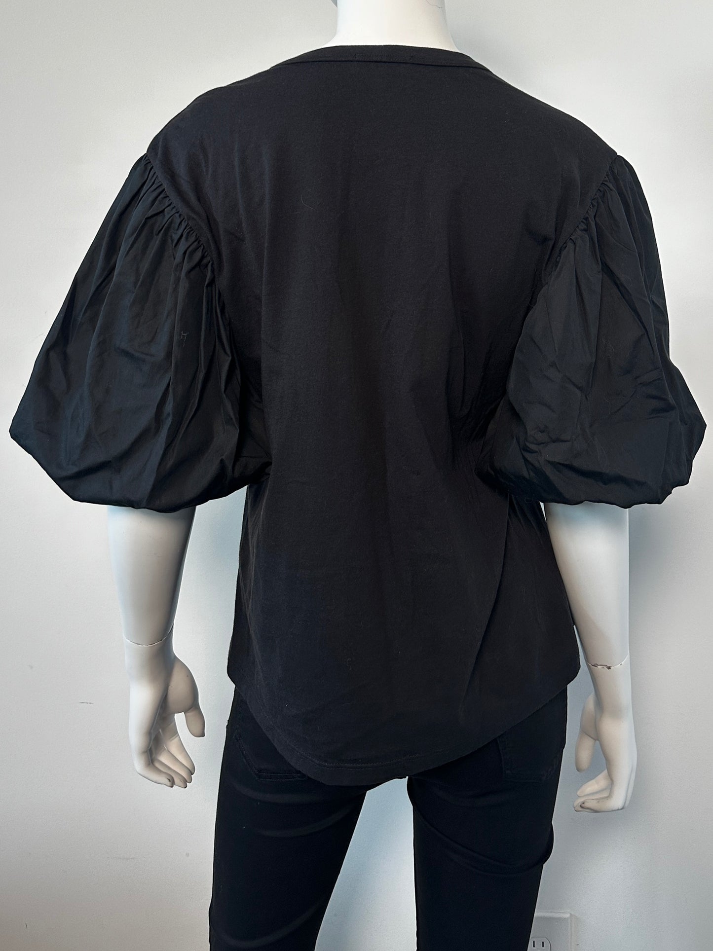 Cassandra Puff Sleeve Tee Size Small