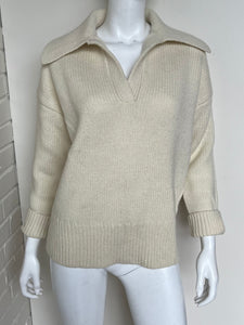 Knit V-Neck Sweater Size XS