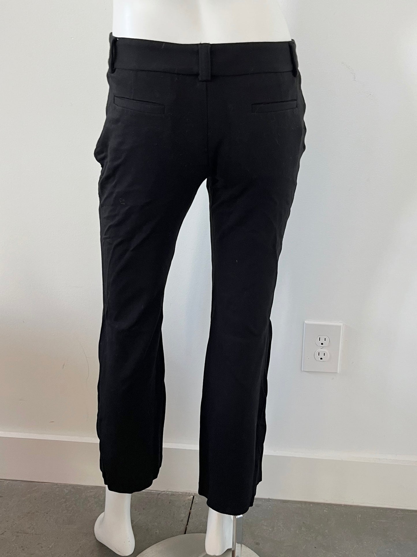 Mid Rise Straight Leg Trousers Size Small