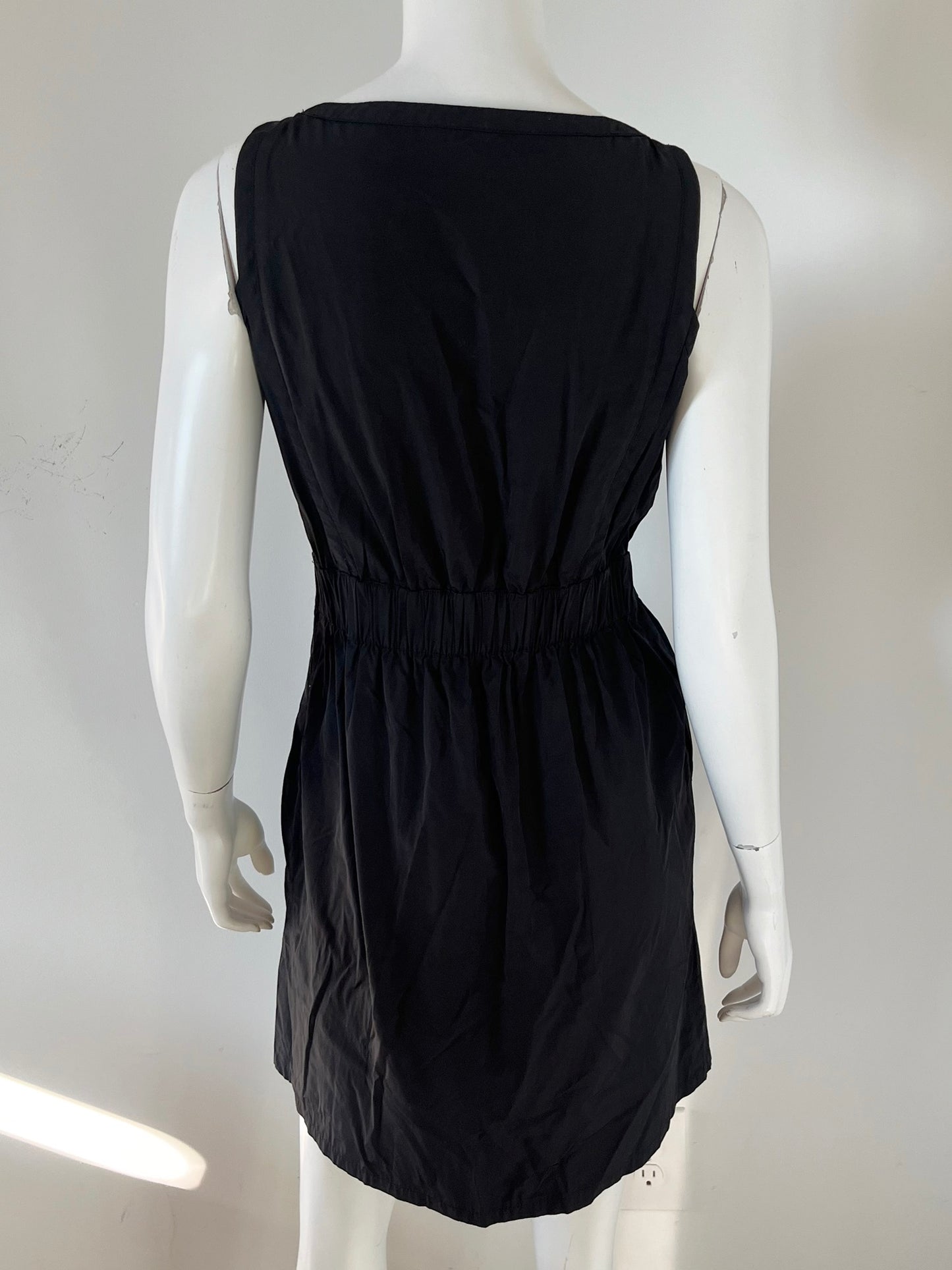 Zip Front Sleeveless Dress Size 6