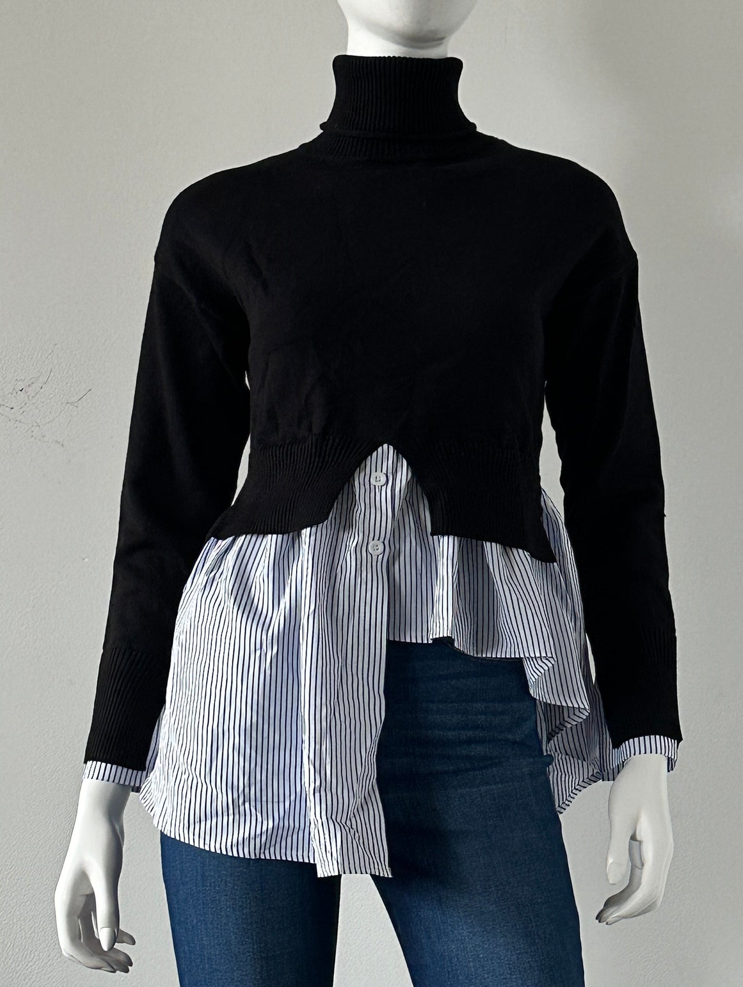 Striped Splicing Turtleneck Sweater Size Small NWT