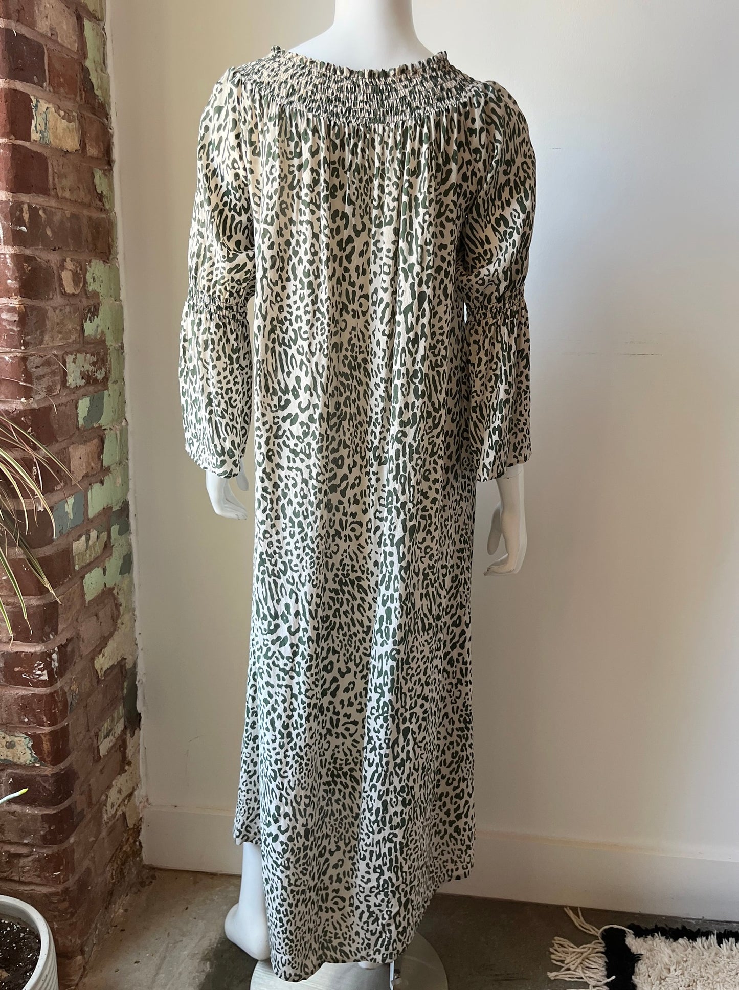Amalie Dress Size Small