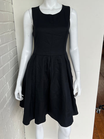 Crew Neck Flared Dress Size 38/Small