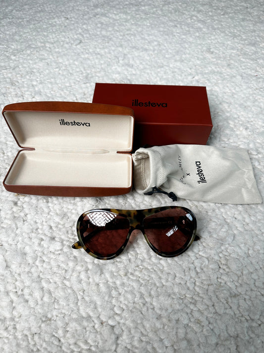 Tortoise Shell Aviator Sunglasses