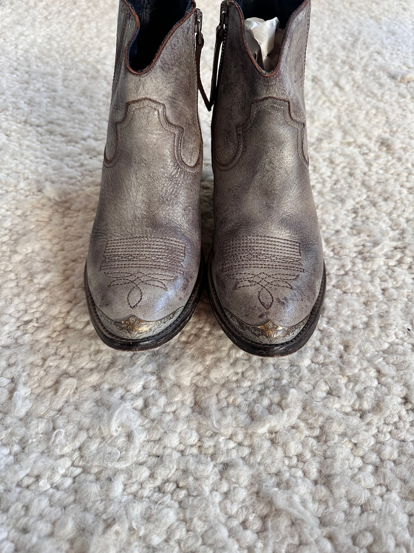 Original Golden Boots Size 37