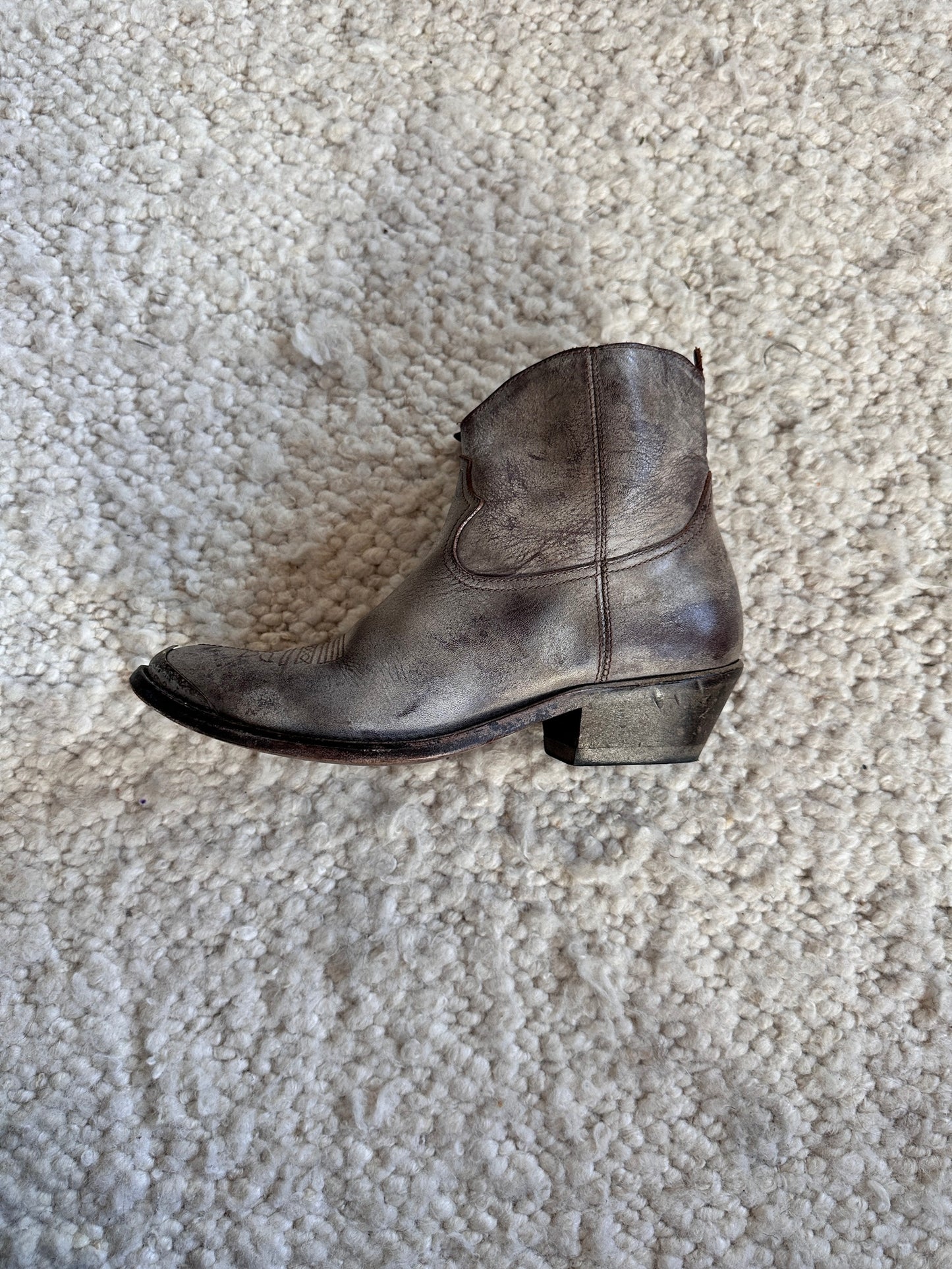 Original Golden Boots Size 37