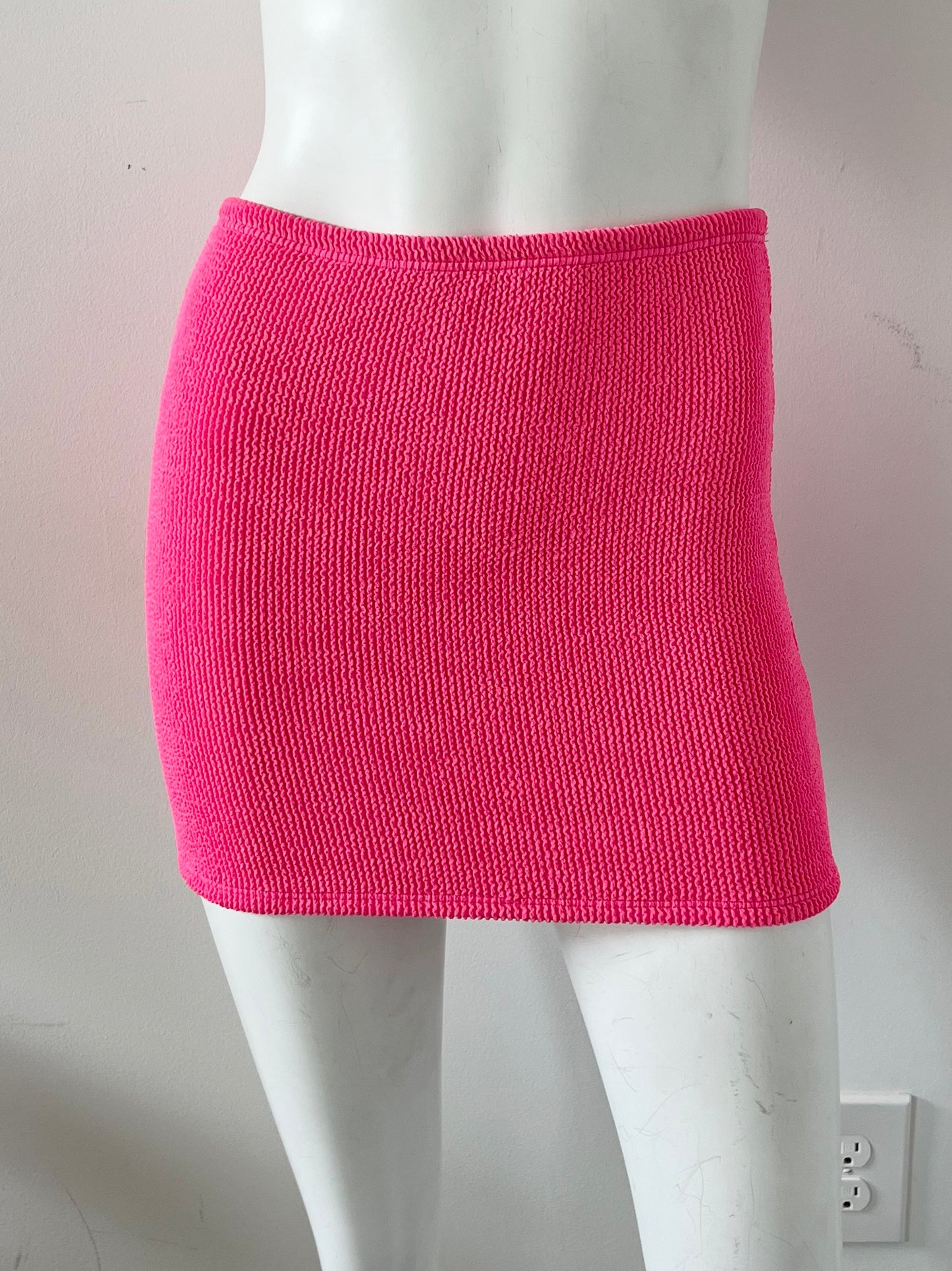 Always Fits Mini Skirt Size 1/2 Small NWT