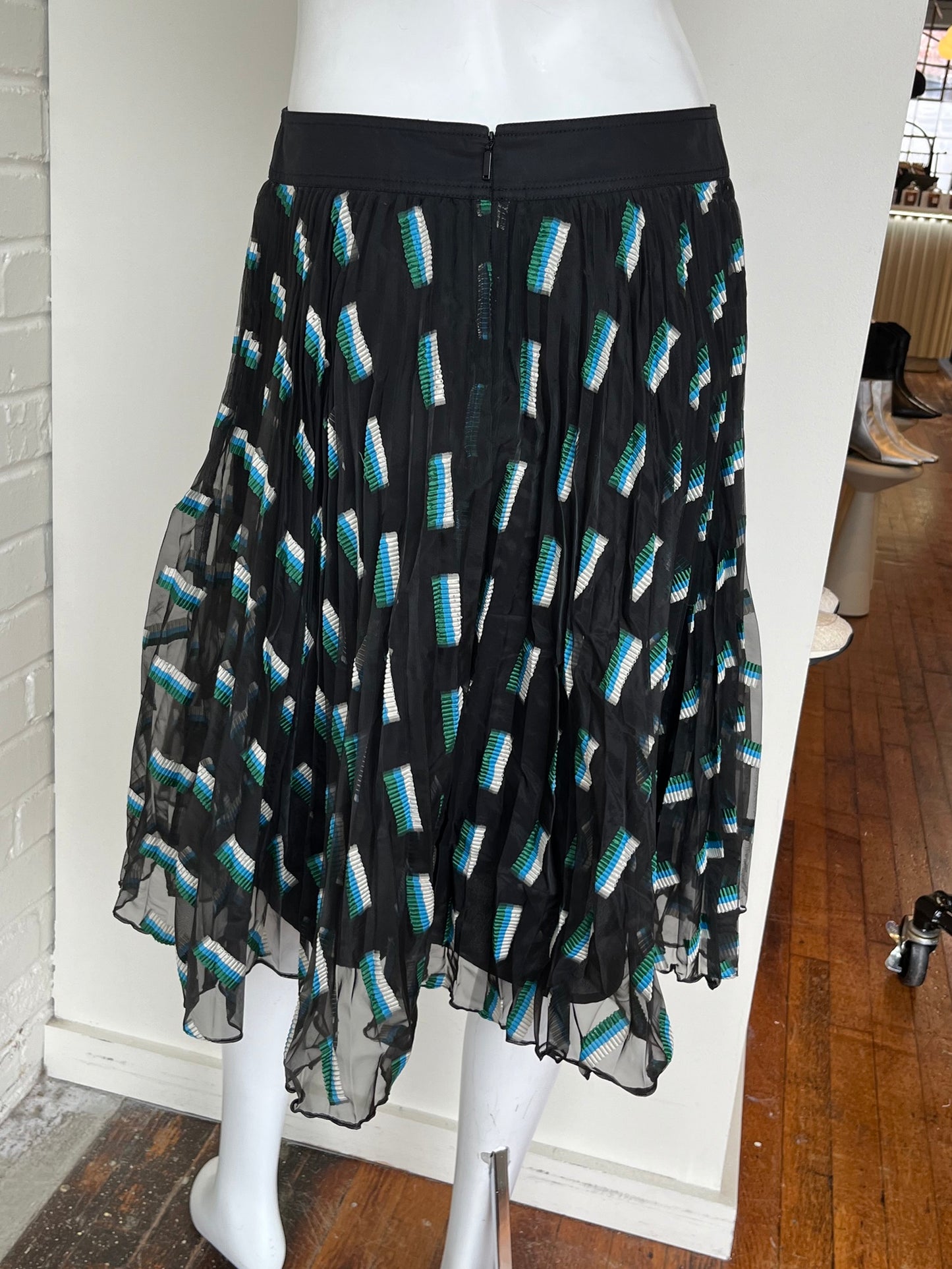 Pleated Knee Length Skirt Size 6
