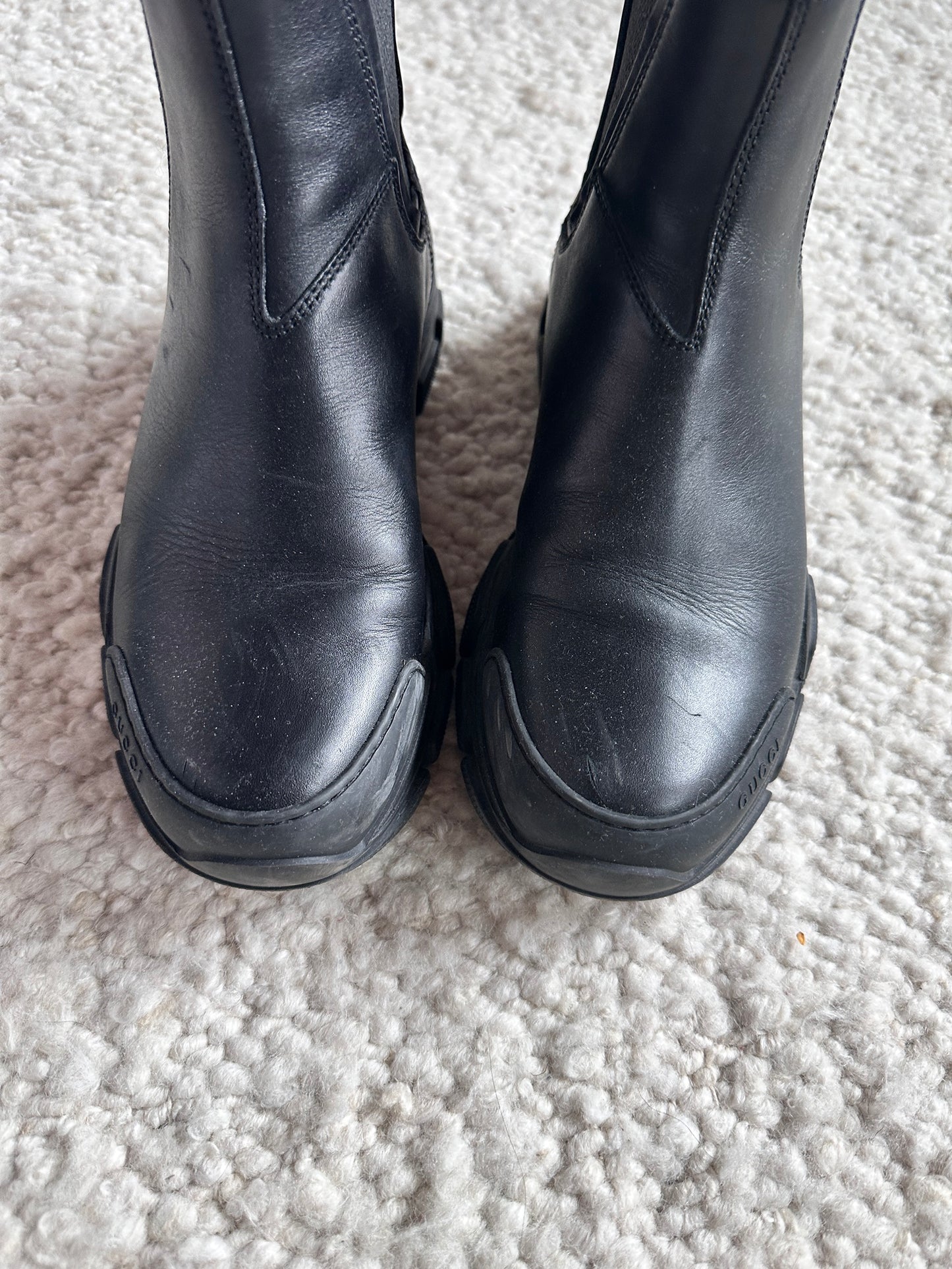 Leon Chelsea Boots Size 38