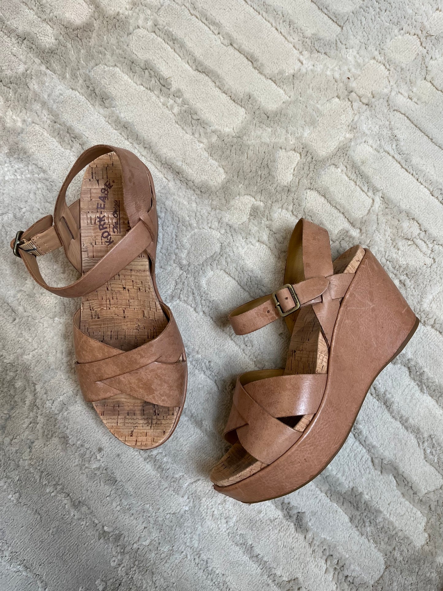 Ava Wedge Shoes Size 7