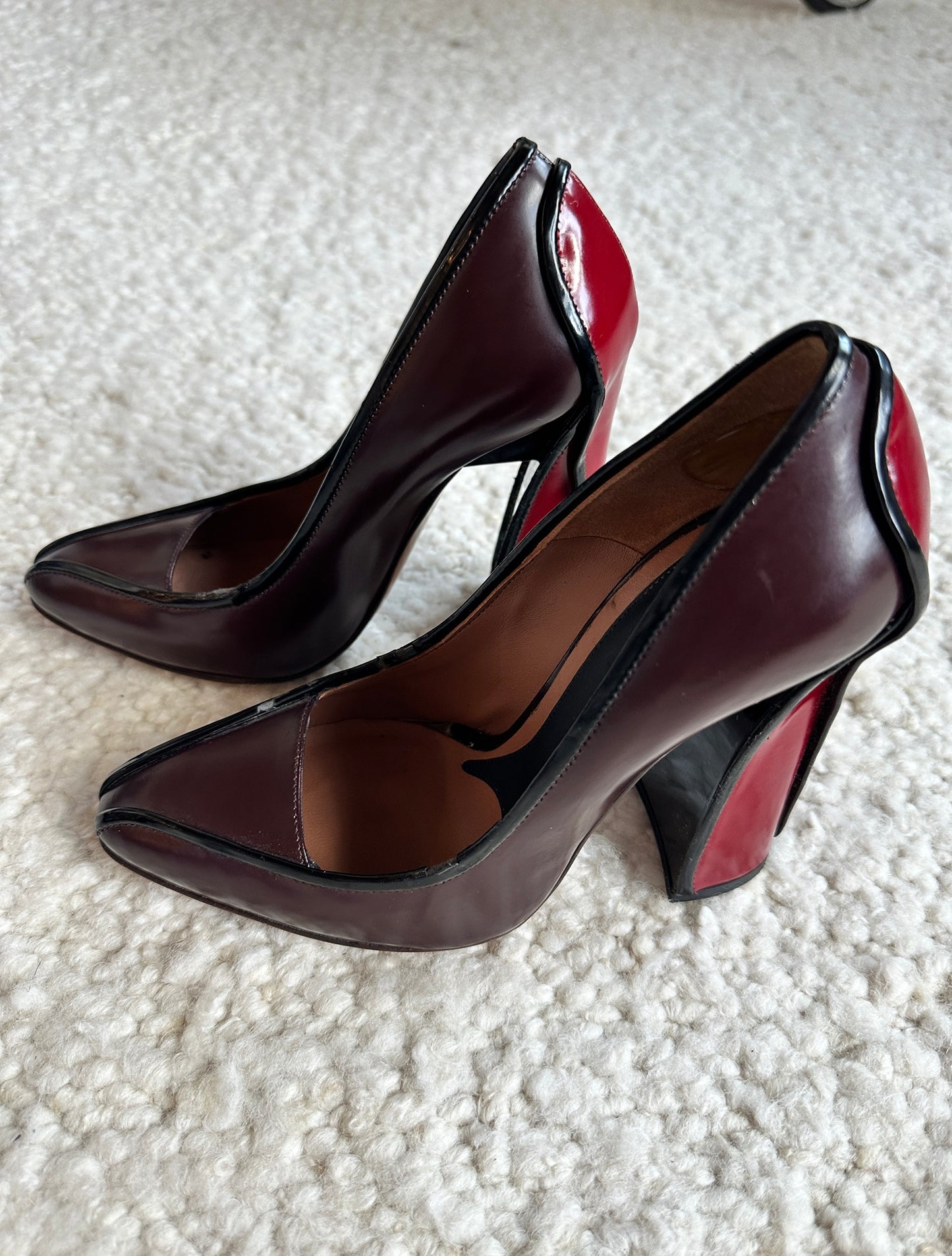 Two Tone Leather Pumps Size 37.5