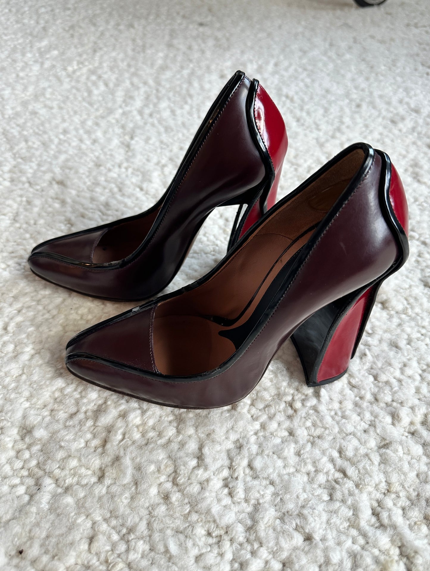 Two Tone Leather Pumps Size 37.5