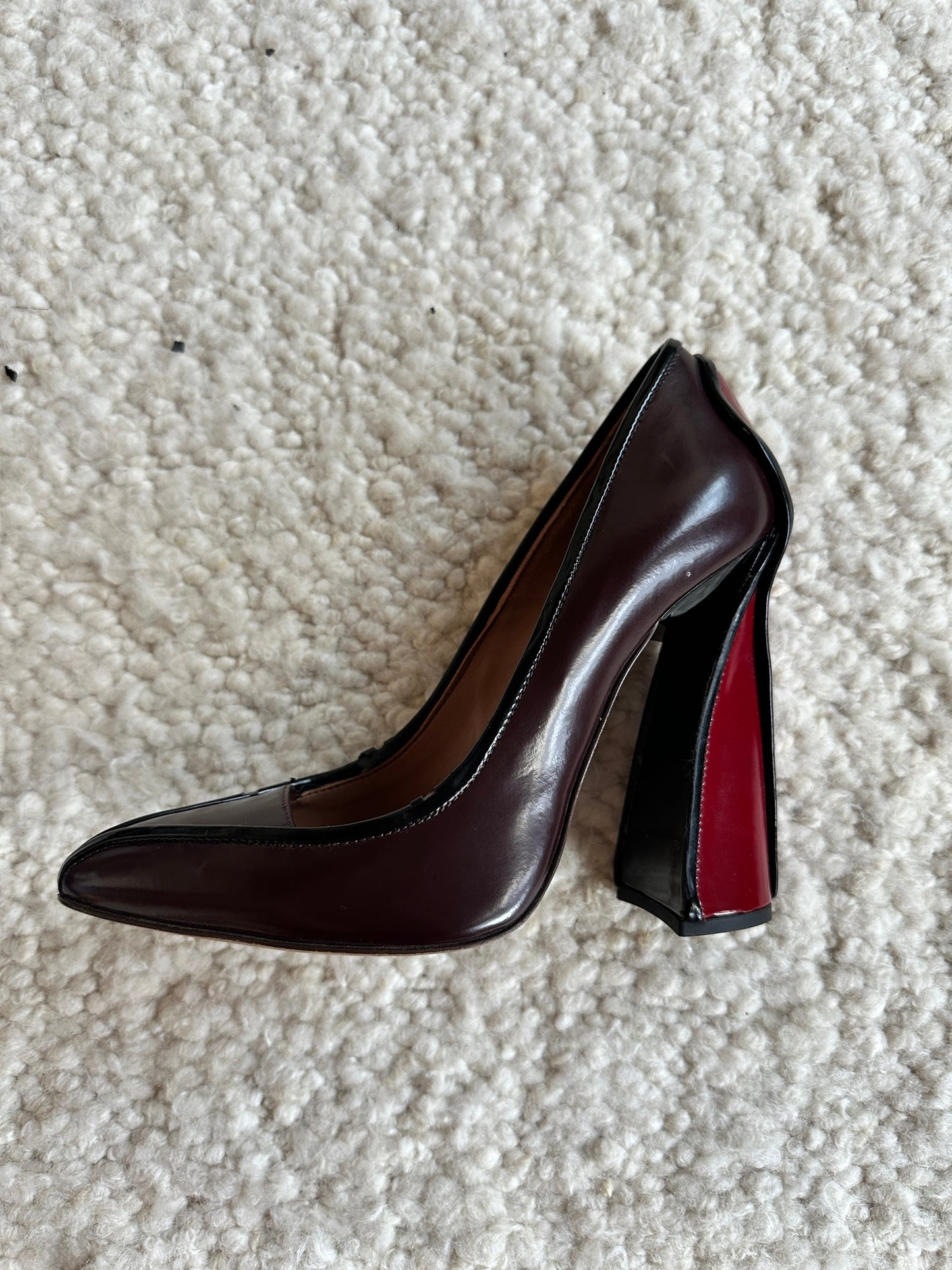 Two Tone Leather Pumps Size 37.5