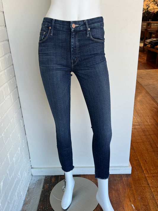 Looker Ankle Step Fray Jeans Size 26