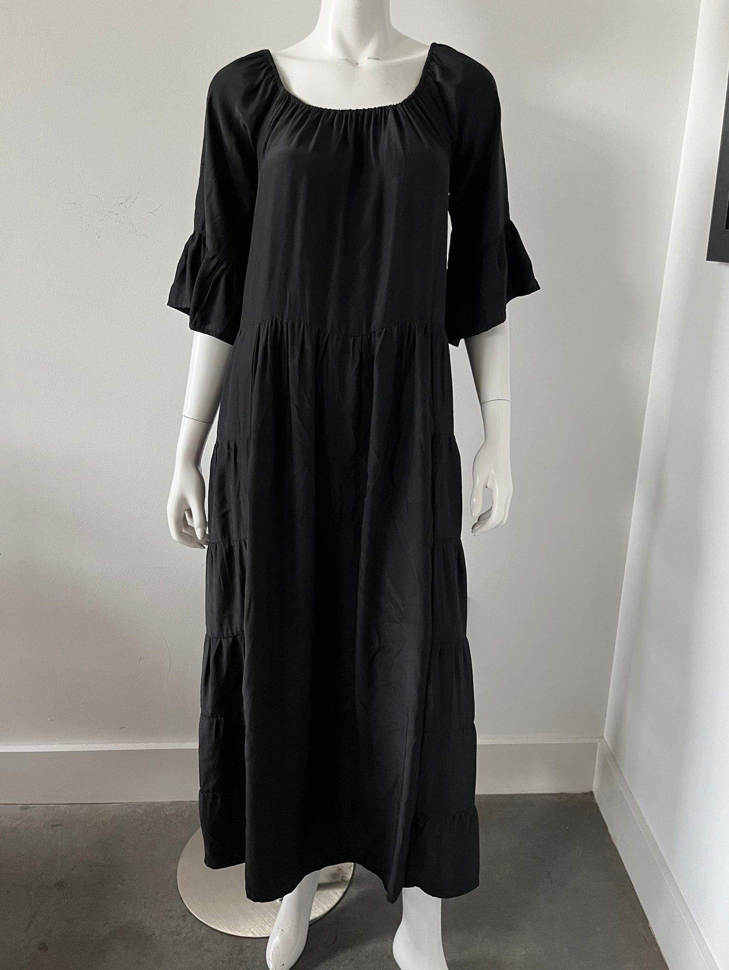 Mesa Silk Tiered Maxi Dress Size XS