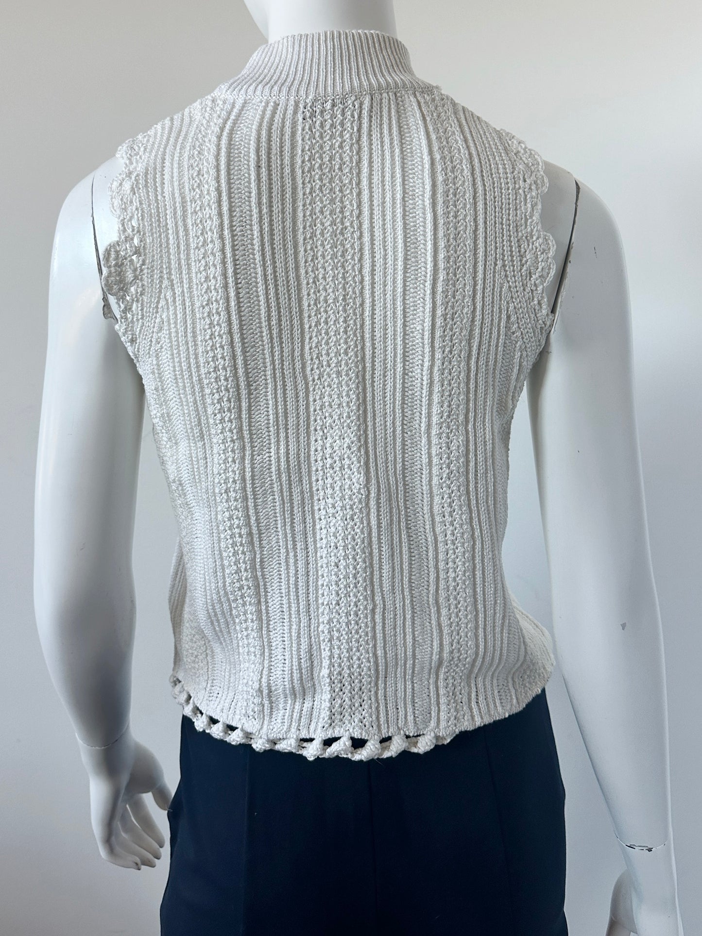 Sleeveless Knit Top Size Small
