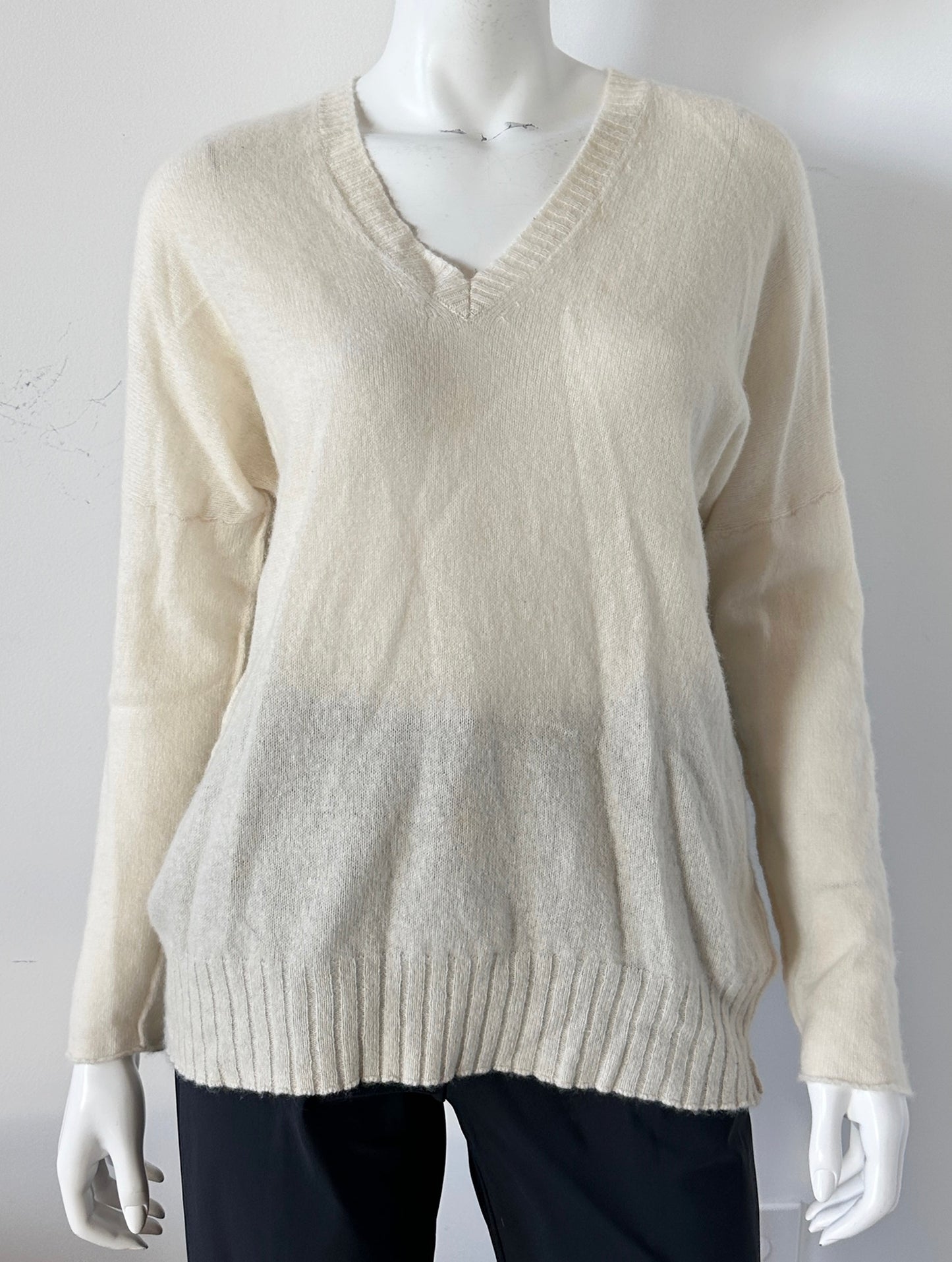 V-Neck Cashmere Sweater Size Large