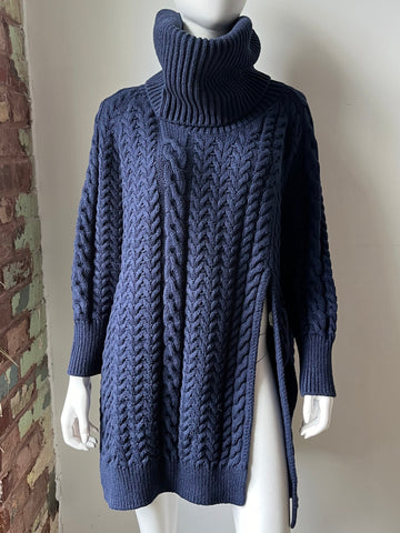 Aran Stitch Cape Sweater Size Small NWT