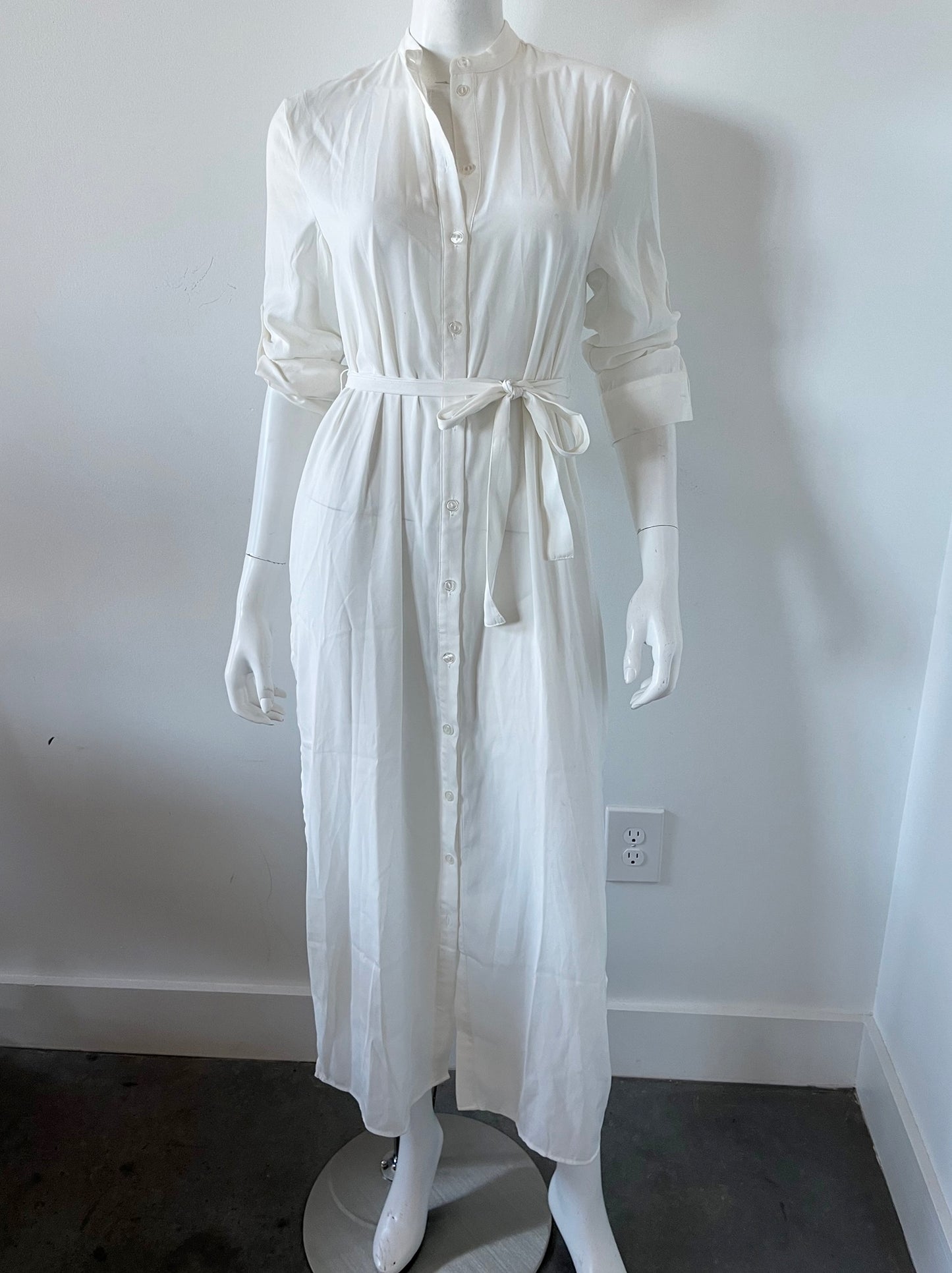 Silky Luxe Effortless Shirt Dress Size Small