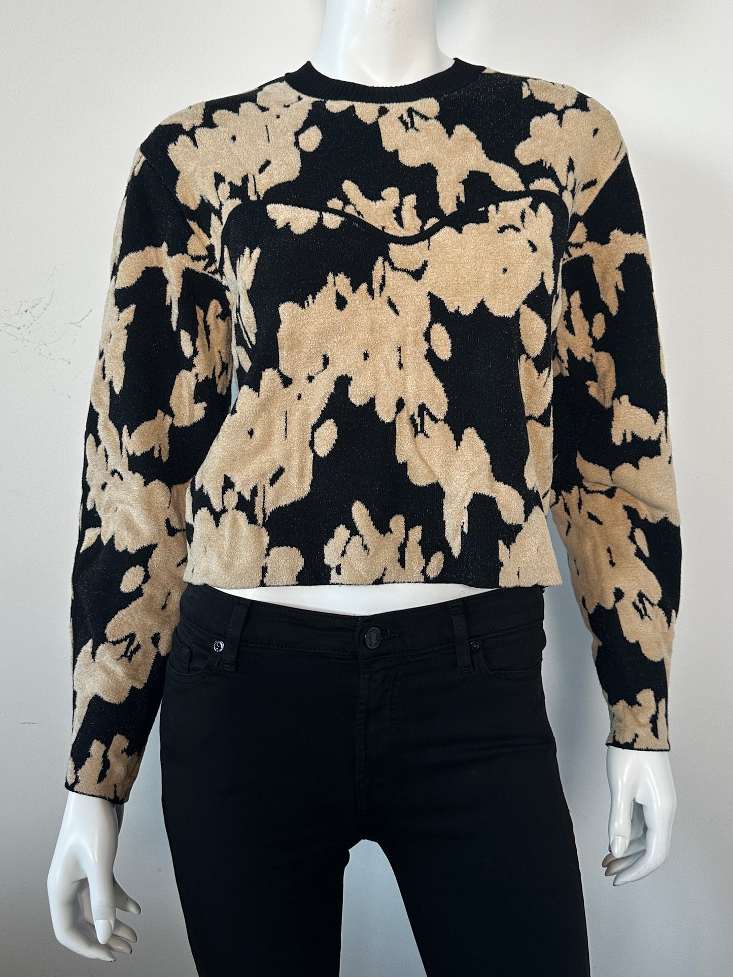 Enzi Knit Top Size Small