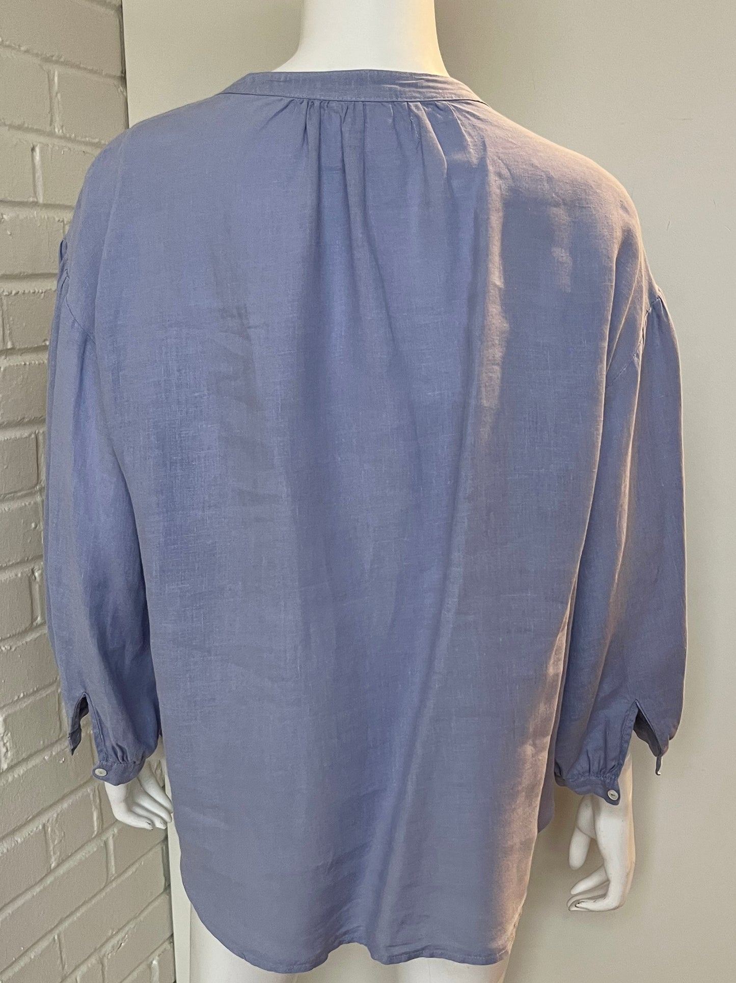 Linen Chambray Button Front Shirt Size Small