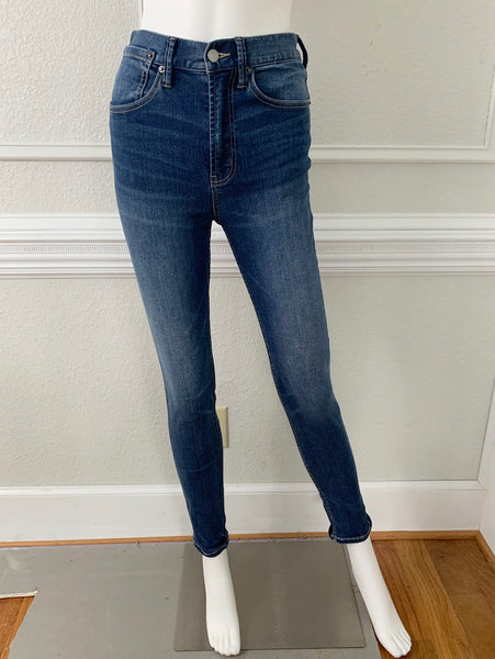 Ultra High Rise Skinny Jeans Size 25