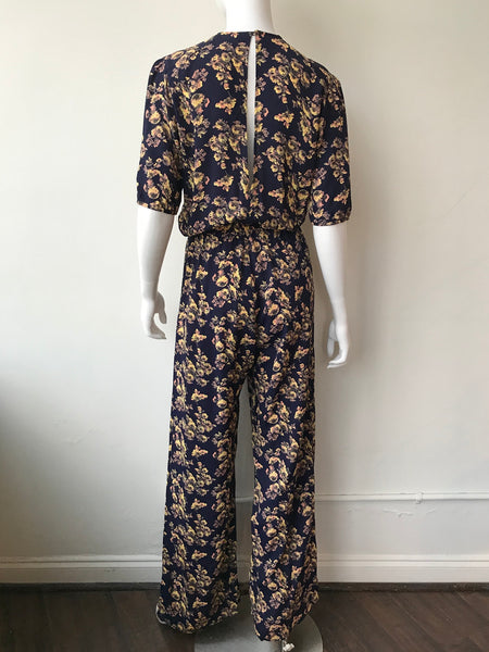 Georgia Everyday Crepe Jumpsuit Size Small - lesfilsconsignment