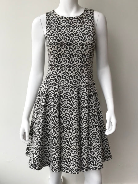 Knit Leopard Dress Size Medium